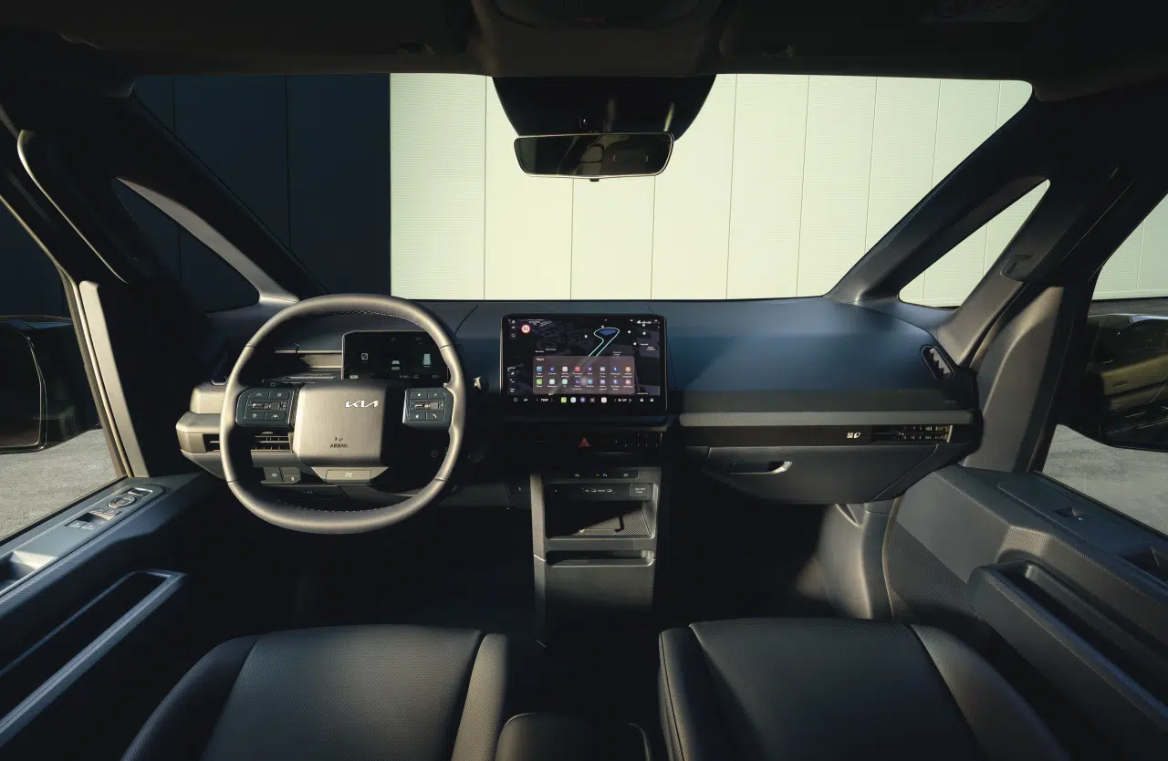 PV5_Cargo_MY26_BS_Interior_FullDashboard_CMYK (1)